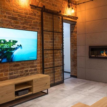 Apartament Black Loft ニサ エクステリア 写真