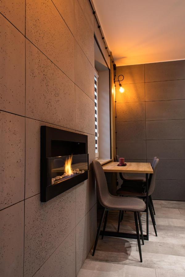 Apartament Black Loft ニサ エクステリア 写真
